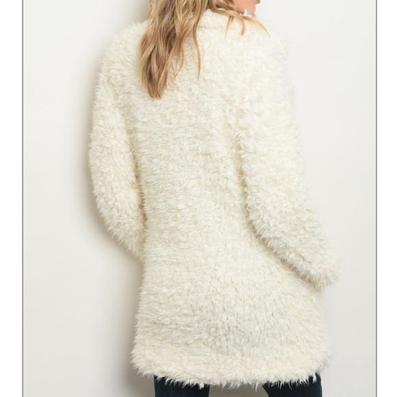 ❤️1 MED❤️Ivory Shaggy Faux Fur Open Jacket - Picture 7 of 7